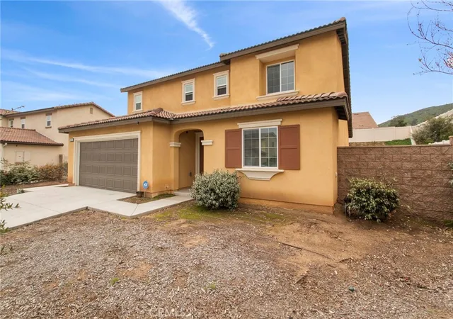 Photo 3 of Single family home for sale at 33143 Big Range Dr, Winchester, CA 92596 | MLS# SW25243685 | Listing updated on 2026-06-23