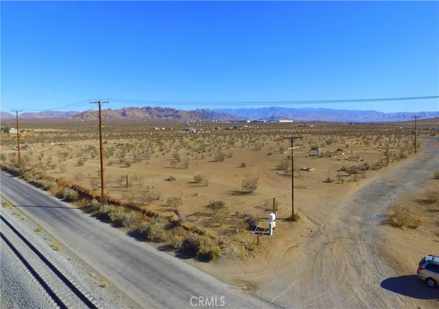 4th image of 47229238 Quarry Rd, Apple Valley, CA 92307 | MLS# HD25243968