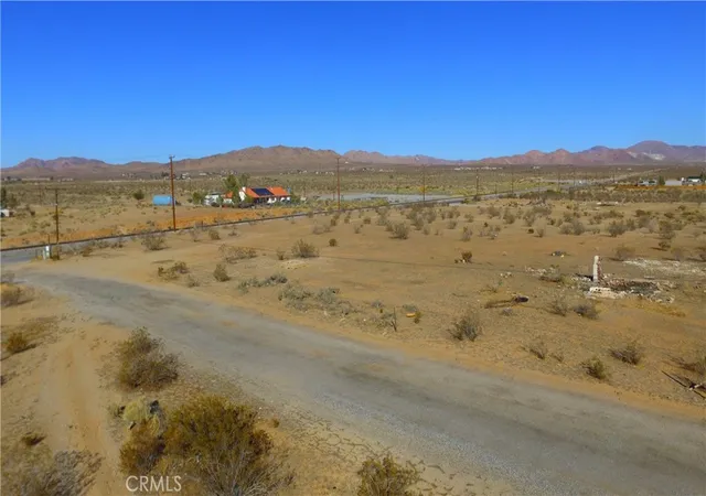 5th image of 47229238 Quarry Rd, Apple Valley, CA 92307 | MLS# HD25243968