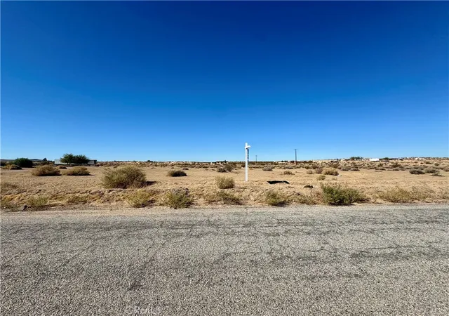 3rd image of 0 Rodeo, Helendale, CA 92342 | MLS# HD25239215