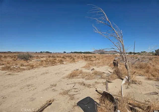 Photo 3 of Land for sale at 35750 Field, Barstow, CA 92311 | MLS# HD25245274 | Listing updated on 2026-04-20
