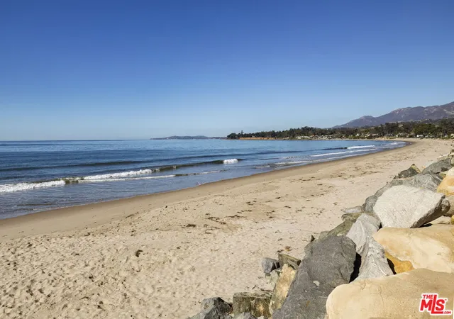 Photo 3 of Single family home for sale at 3581 Padaro Ln, Carpinteria, CA 93013 | MLS# 25607845 | Listing updated on 2026-10-04