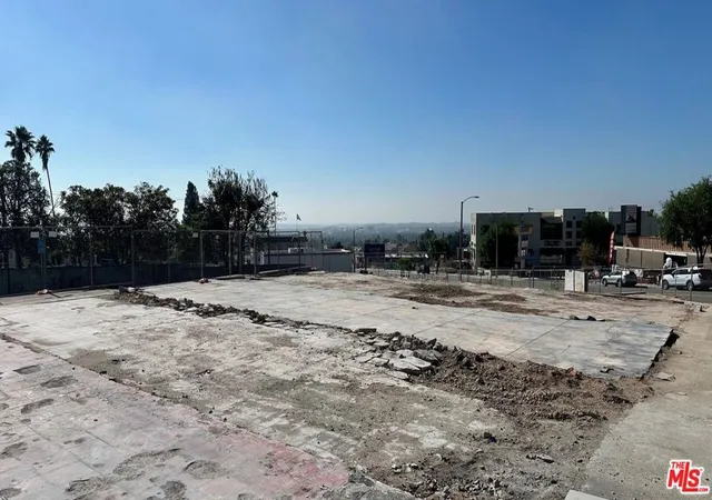 Photo 1 of Land for sale at 912 E Altadena Dr, Altadena, CA 91001 | MLS# 25609059 | Listing updated on 2026-07-07
