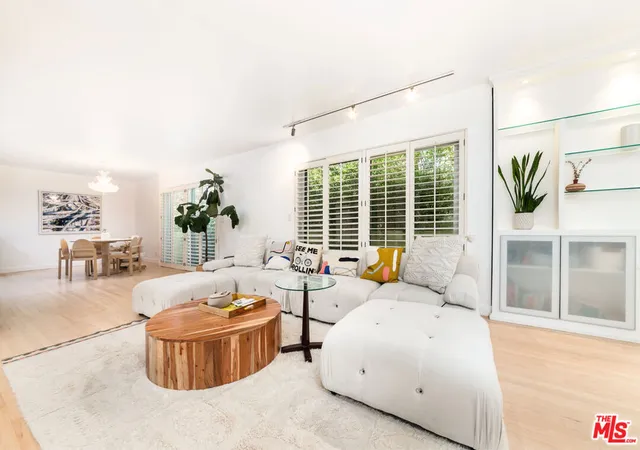 Condo for sale at 933 17th Street #14, Santa Monica, CA 90403 | MLS# 25610355 | Listing updated on 2025-12-05