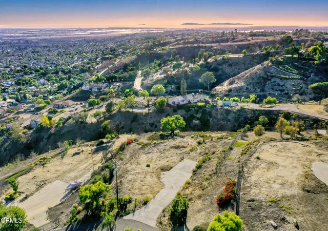 2nd image of 67 Santa Cruz Way, Camarillo, CA 93010 | MLS# V1-33052