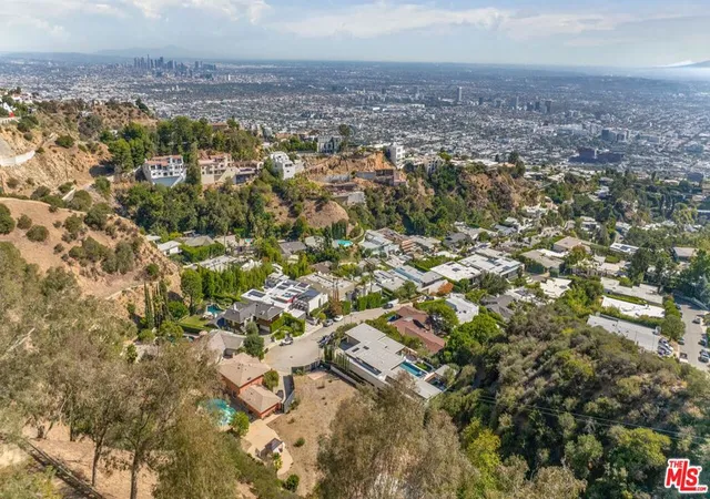 Photo 1 of Land for sale at 1865 Marcheeta Pl, Los Angeles, CA 90069 | MLS# 25605389 | Listing updated on 2026-03-11