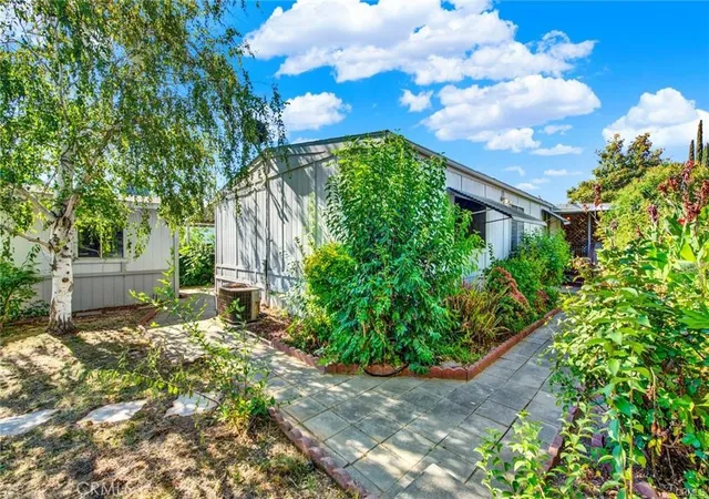 Photo 2 of Manufactured home for sale at 3835 Gardiner Ferry #3, Corning, CA 96021 | MLS# SN25246901 | Listing updated on 2026-09-30