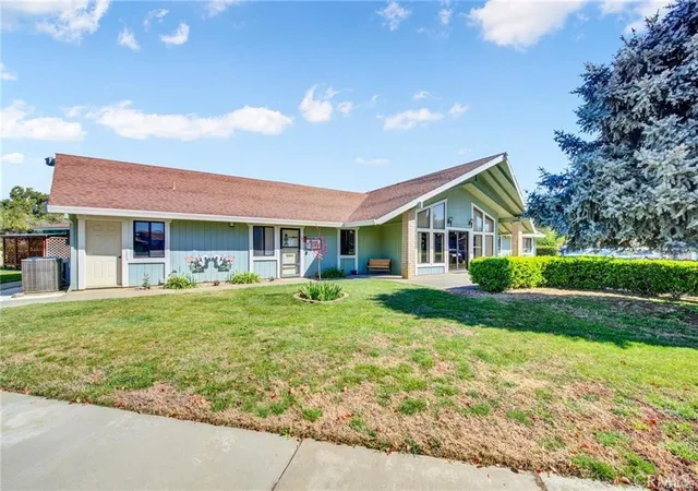 Photo 4 of Manufactured home for sale at 3835 Gardiner Ferry #3, Corning, CA 96021 | MLS# SN25246901 | Listing updated on 2026-09-30