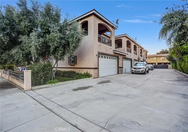 1st image of 228 N Orange, Rialto, CA 92376 | MLS# CV25244417