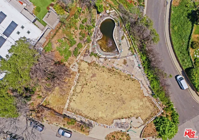 Photo 4 of Land for sale at 1052 Tellem Dr, Pacific Palisades, CA 90272 | MLS# 25610407 | Listing updated on 2026-09-17