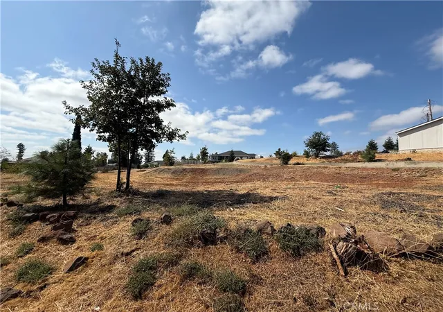 Photo 4 of Land for sale at 5788 Bonnie Ln, Paradise, CA 95969 | MLS# SN25247127 | Listing updated on 2026-06-23