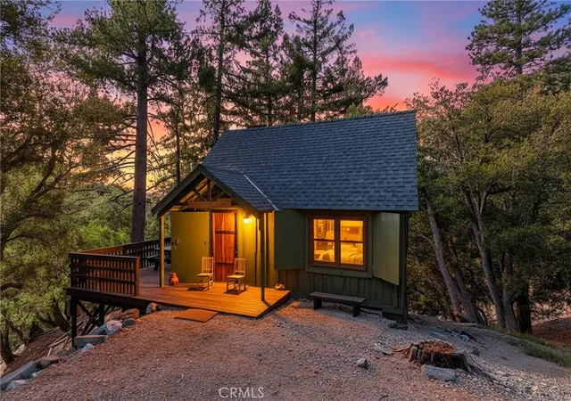 Photo 3 of Single family home for sale at 34 Manker Flats, Mt Baldy, CA 91759 | MLS# PW25247443 | Listing updated on 2026-09-14