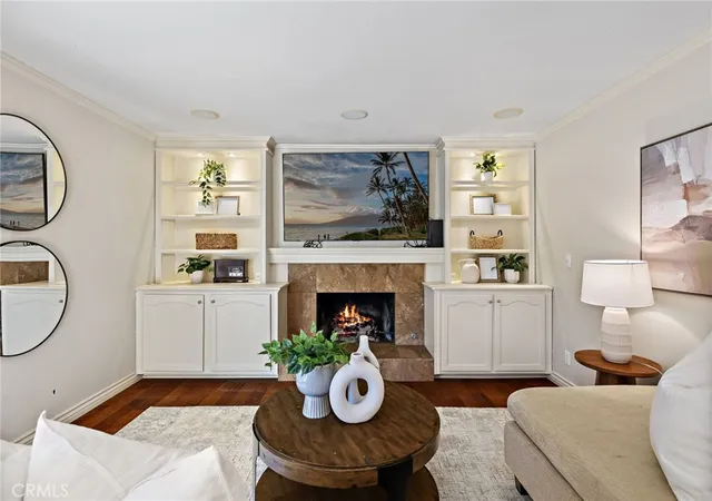 Photo 3 of Sale Pending at 8292 Darsy, Huntington Beach, CA 92647 | MLS# OC25247565 | Listing updated on 2025-12-24