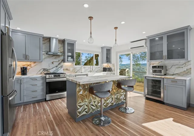 2nd image of 8500 Black Bart, Redwood Valley, CA 95470 | MLS# LC25247983