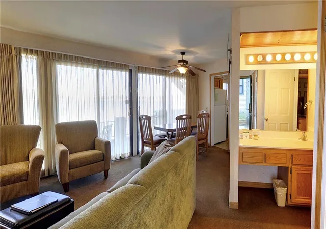 3rd image of 183 Lagonita Ln, Big Bear Lake, CA 92315 | MLS# IV25248315