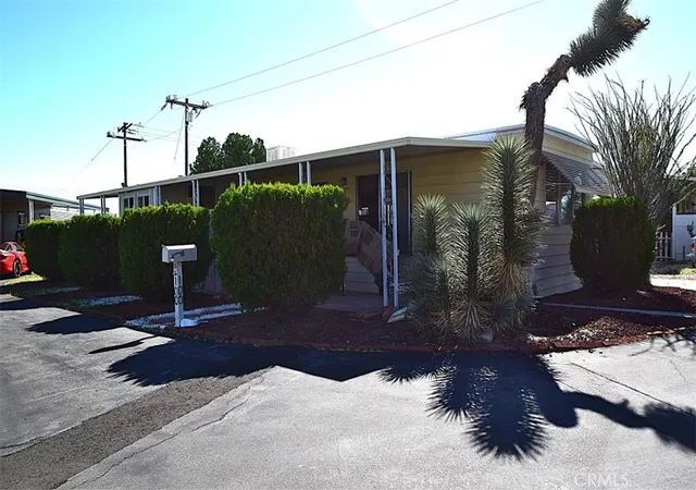 Homes for sale in Yucca Valley, CA | 56425 29 Palms Hwy #100, Yucca Valley, CA 92284 | MLS# JT25248409