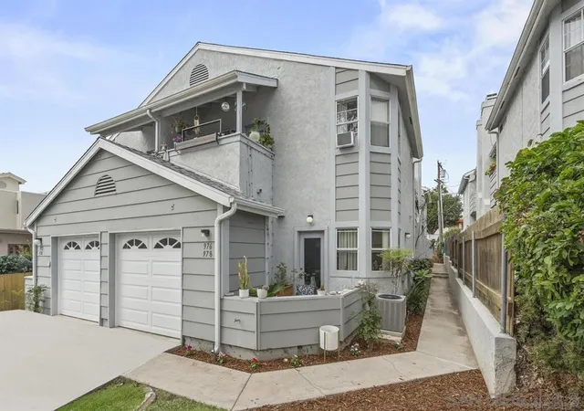 2nd image of 974 Sapphire Street, San Diego, CA 92109 | MLS# 250042706SD