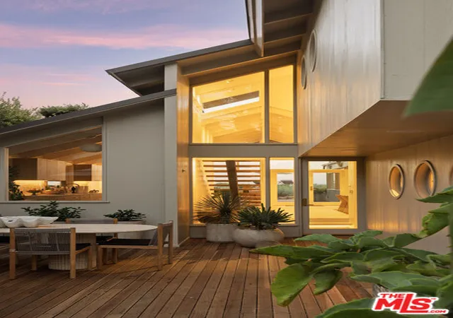 3rd image of 3519 Padaro Ln, Carpinteria, CA 93013 | MLS# 25611683