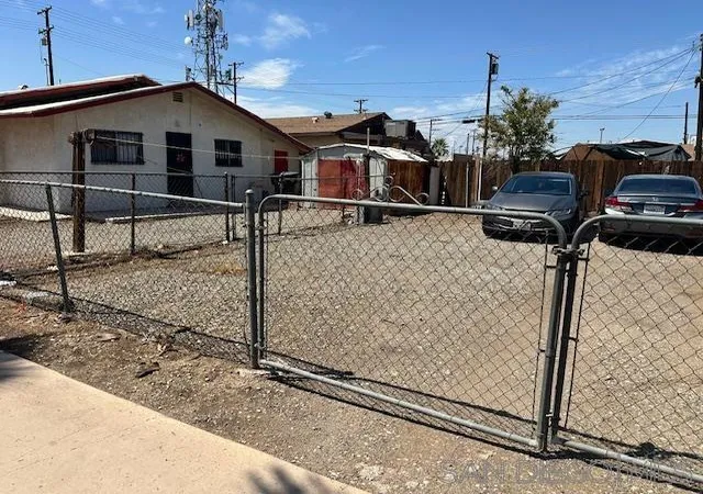 4th image of 21 E 7 Th St #1, Calexico, CA 92231 | MLS# 250042797SD