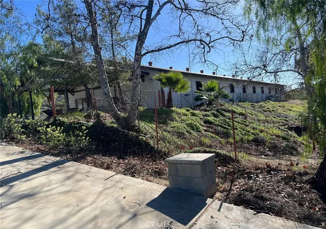 2nd image of 37220 Quarter Valley Rd, Temecula, CA 92592 | MLS# IV25249717