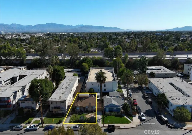 Homes for sale in Van Nuys, CA | 7406 Haskell, Van Nuys, CA 91406 | MLS# SR25248018