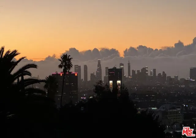 4th image of 2002 Hillcrest Rd, Los Angeles, CA 90068 | MLS# 25612601