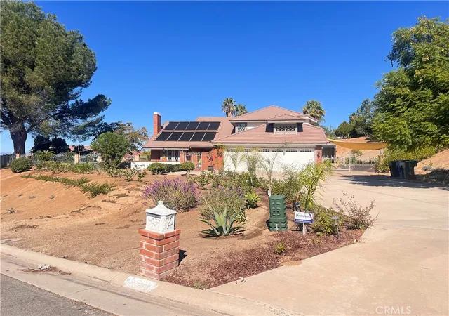 Homes for sale in Riverside, CA | 7158 Golden Vale, Riverside, CA 92506 | MLS# CV25251092