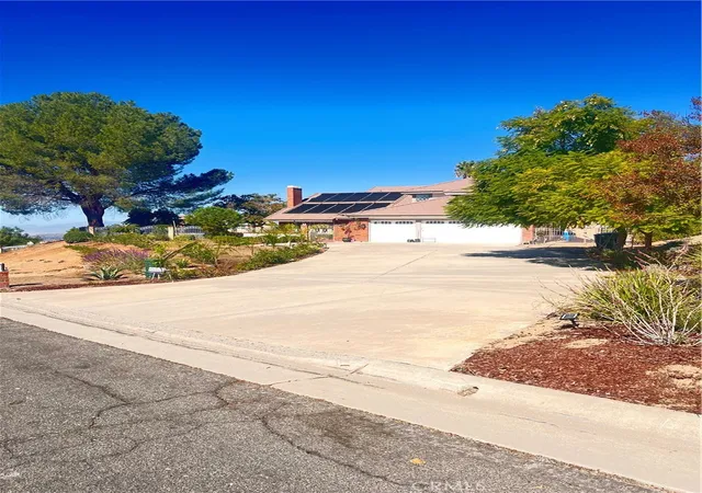 4th image of 7158 Golden Vale, Riverside, CA 92506 | MLS# CV25251092