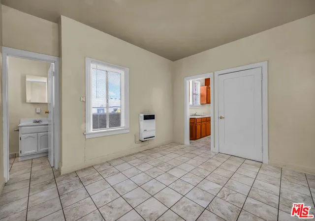 5th image of 5734 S Broadway, Los Angeles, CA 90037 | MLS# 25613505
