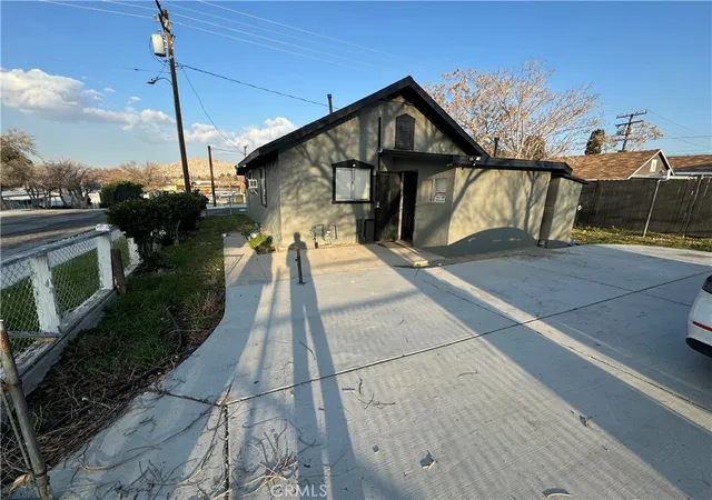 Homes for sale in Victorville, CA | 16705 C St, Victorville, CA 92395 | MLS# CV25251612