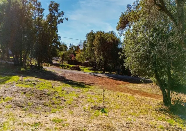 4th image of 16218 24Th Ave, Clearlake, CA 95422 | MLS# LC25251620