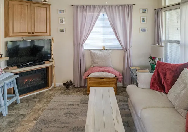 Photo 3 of Manufactured home for sale at 70200 Dillon Rd #555, Desert Hot Springs, CA 92241 | MLS# 219138039DA | Listing updated on 2026-05-26