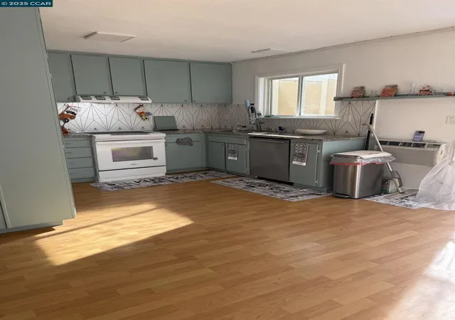Homes for sale in Concord, CA | 3055 Treat Blvd #36, Concord, CA 94518 | MLS# 41116491