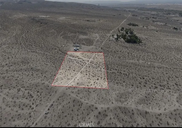 10th image of 18 Oleander St, Oro Grande, CA 92368 | MLS# HD25252184