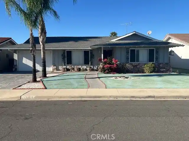Photo 1 of Single family home for sale at 1140 Amberwood Dr, Hemet, CA 92543 | MLS# SW25252424 | Listing updated on 2026-10-17