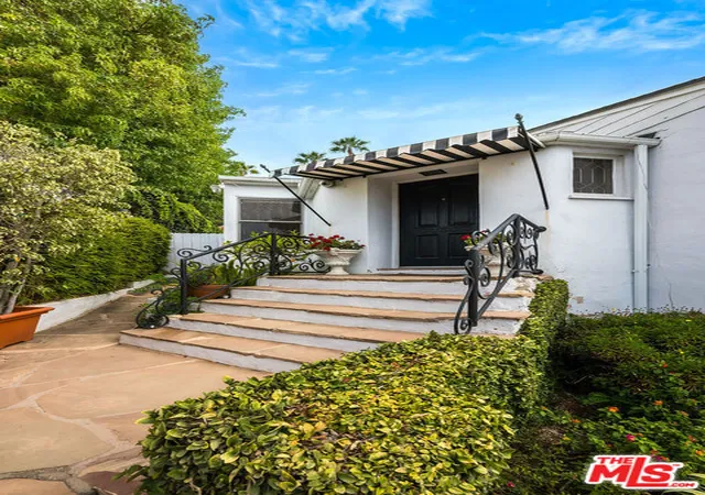 Photo 3 of Single family home for sale at 16177 Alcima Ave, Pacific Palisades, CA 90272 | MLS# 25613467 | Listing updated on 2026-09-16