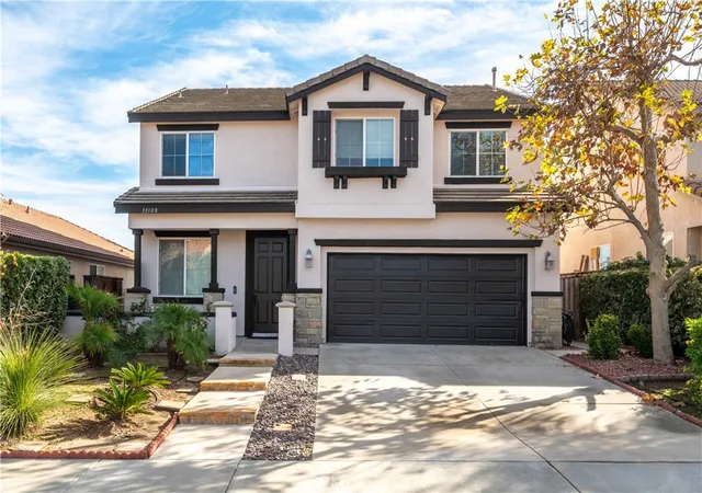 Photo 1 of Sale Pending at 33108 Windward Way, Lake Elsinore, CA 92530 | MLS# IV25247781 | Listing updated on 2026-05-17