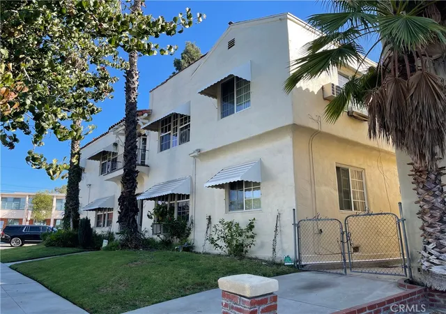 image of 630 Naranja Dr, Glendale, CA 91206 | MLS# DW25252871