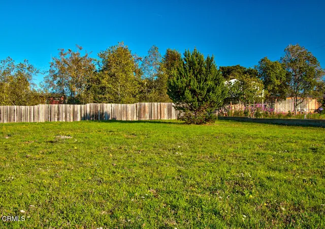 1st image of 104 B N Dana St, Fort Bragg, CA 95437 | MLS# C1-11189