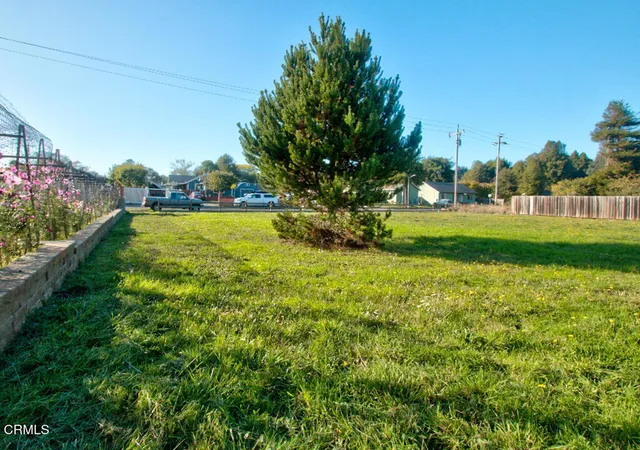 5th image of 104 B N Dana St, Fort Bragg, CA 95437 | MLS# C1-11189