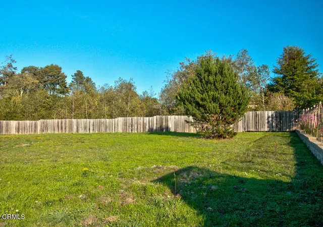 7th image of 104 B N Dana St, Fort Bragg, CA 95437 | MLS# C1-11189