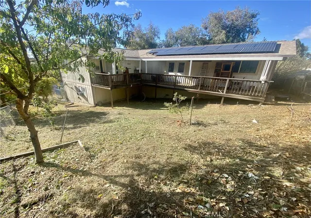 Photo 3 of Single family home for sale at 2900 Oakcrest Dr, Lucerne, CA 95458 | MLS# LC25253449 | Listing updated on 2026-03-24