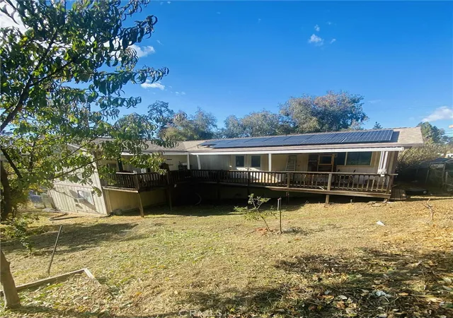 Photo 4 of Single family home for sale at 2900 Oakcrest Dr, Lucerne, CA 95458 | MLS# LC25253449 | Listing updated on 2026-03-24