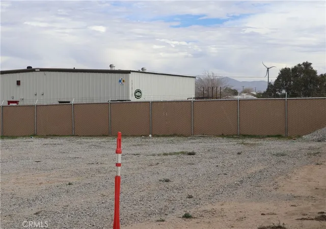 4th image of 0 Catalpa St, Hesperia, CA 92345 | MLS# HD25253555
