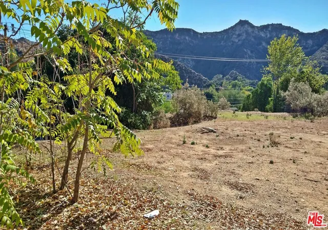 Homes for sale in Val Verde, CA | 30000 Madison Way, Val Verde, CA 91384 | MLS# 25614871