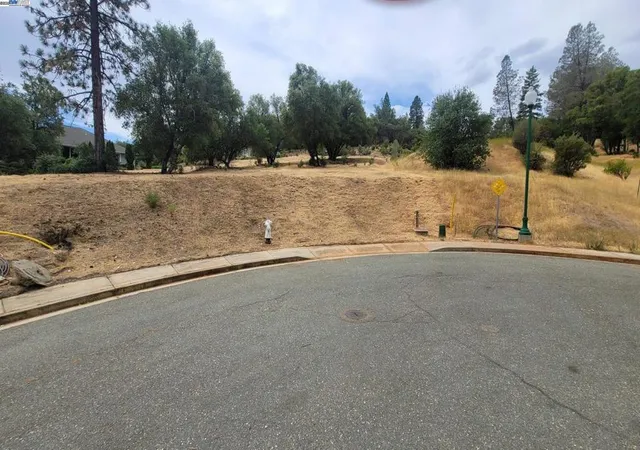 1st image of 1571 Nevill Ct, Jackson, CA 95642 | MLS# 41116776