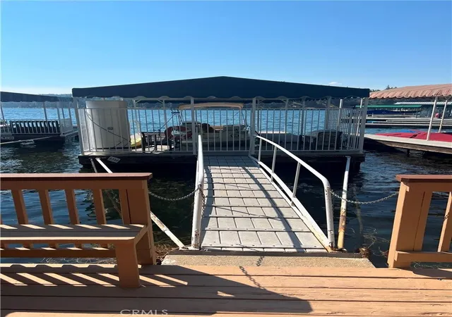 2nd image of 390 S390, Lake Arrowhead, CA 92352 | MLS# IG25253844