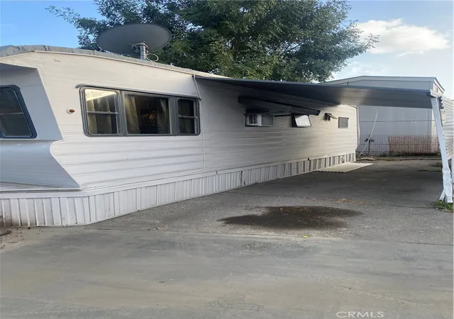 Photo 3 of Manufactured home for sale at 4849 Peck Rd #37, El Monte, CA 91732 | MLS# DW25253845 | Listing updated on 2026-09-29