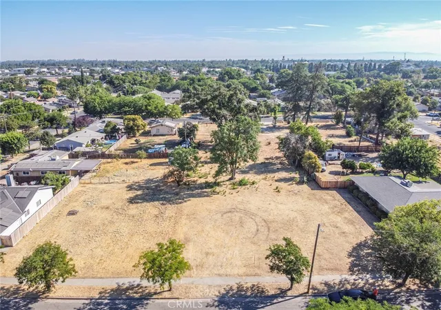 Photo 1 of Land for sale at 835 W 10th Street, Merced, CA 95341 | MLS# MC25254770 | Listing updated on 2026-09-30