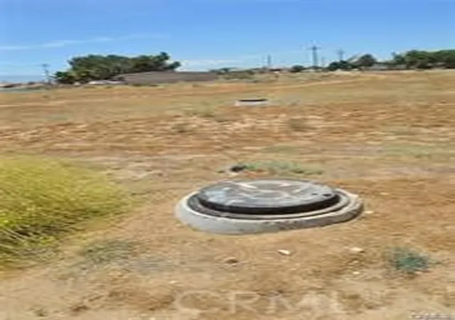 4th image of 0 Green Tree, Victorville, CA 92395 | MLS# AR25254768
